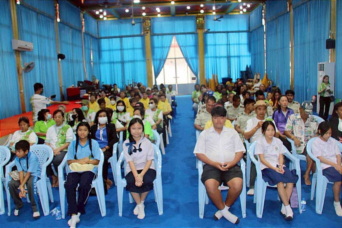 IMAGE - 8000